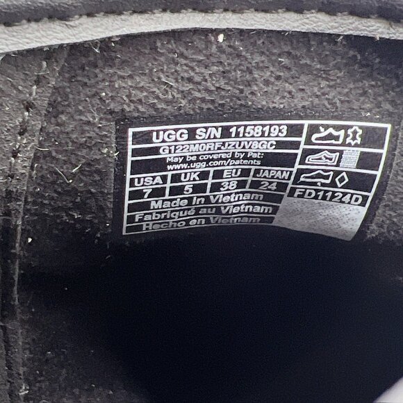 UGG Cityfunc Ultra Mini Platform Water-resistant Suede Boots US 7 EU 38 Black - Picture 12 of 12